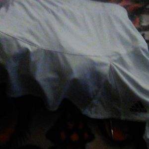 Adidas tennis skirt size med.USA, color is white